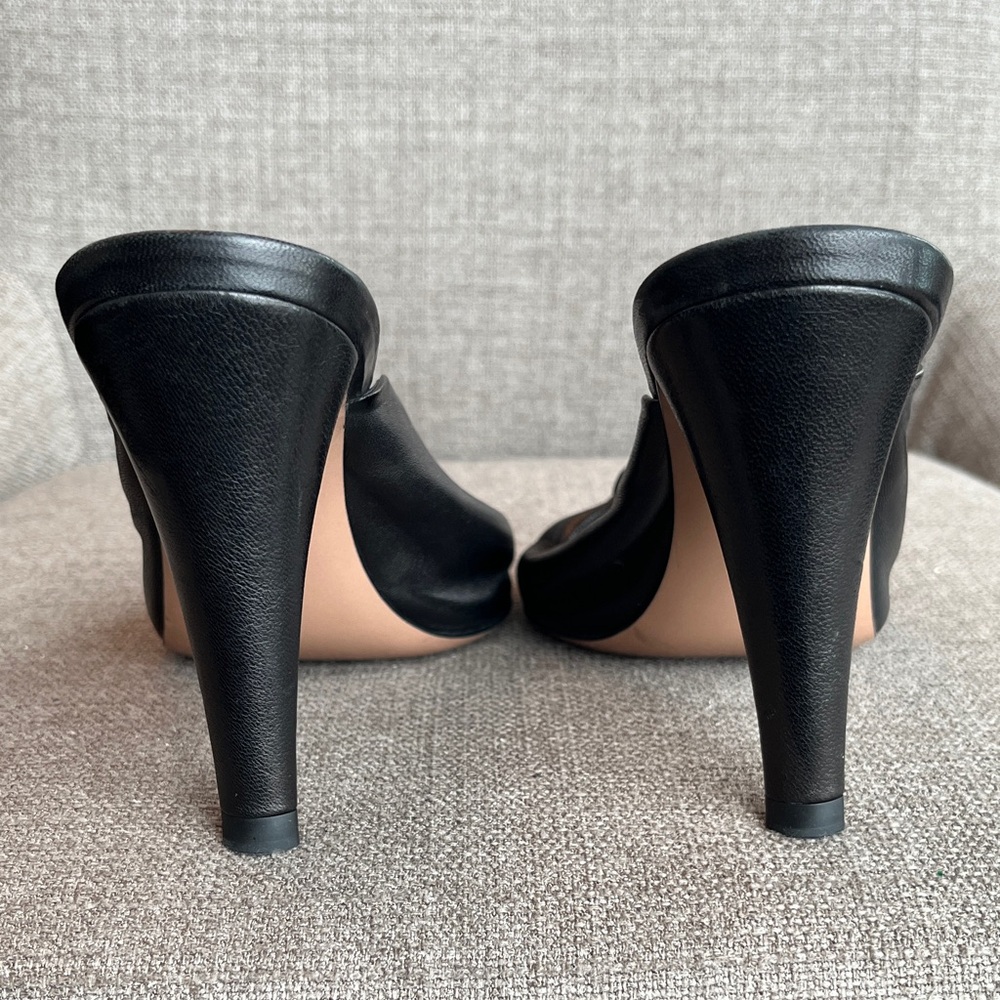 Veronica Beard Heels Sandals Pari
Knotted Twisted Black Napa Leather Slide - Picture 4 of 6